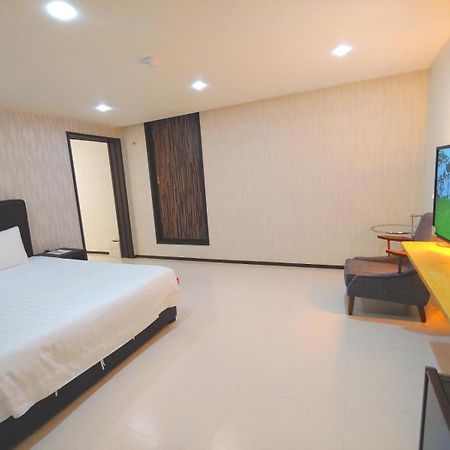 Hotel Rhangju Σεογκουίπο Εξωτερικό φωτογραφία