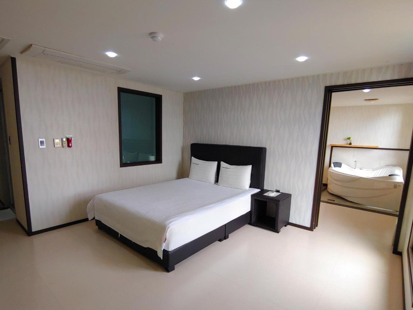 Hotel Rhangju Σεογκουίπο Εξωτερικό φωτογραφία