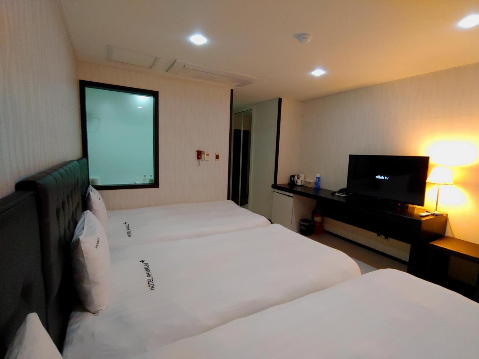 Hotel Rhangju Σεογκουίπο Εξωτερικό φωτογραφία