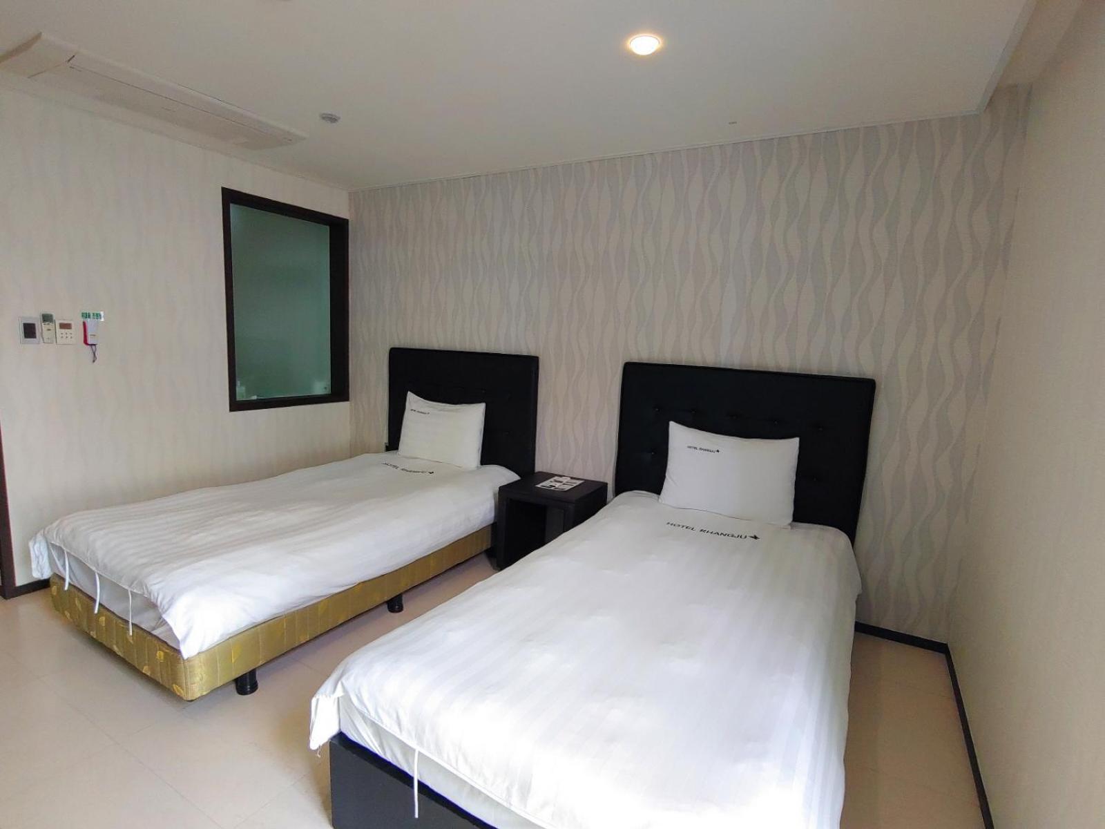 Hotel Rhangju Σεογκουίπο Εξωτερικό φωτογραφία